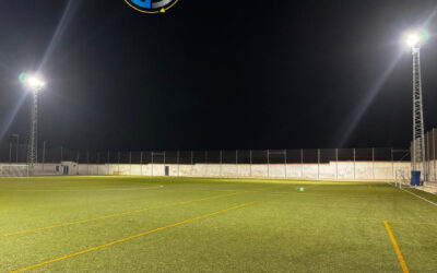 Iluminación para el campo de fútbol de Villanueva del Duque